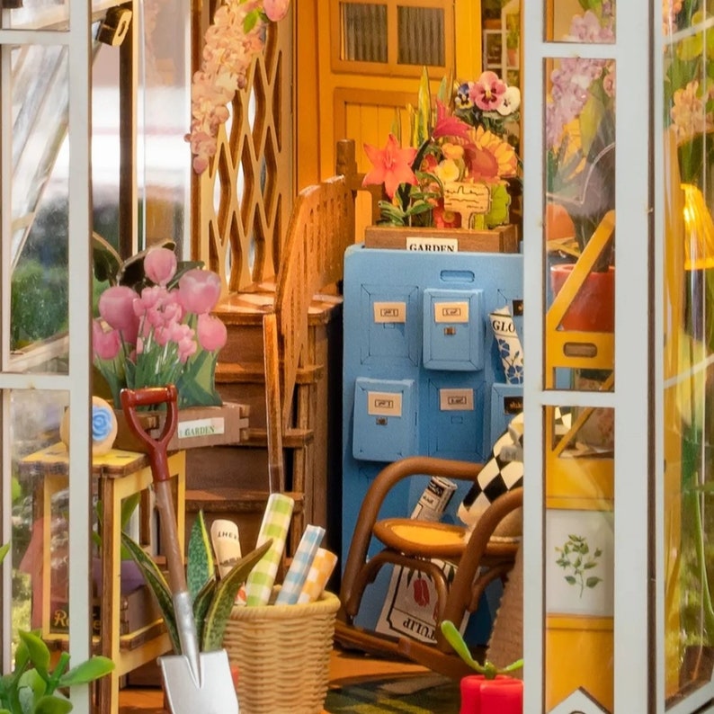 Garden House — Miniature DIY Nook