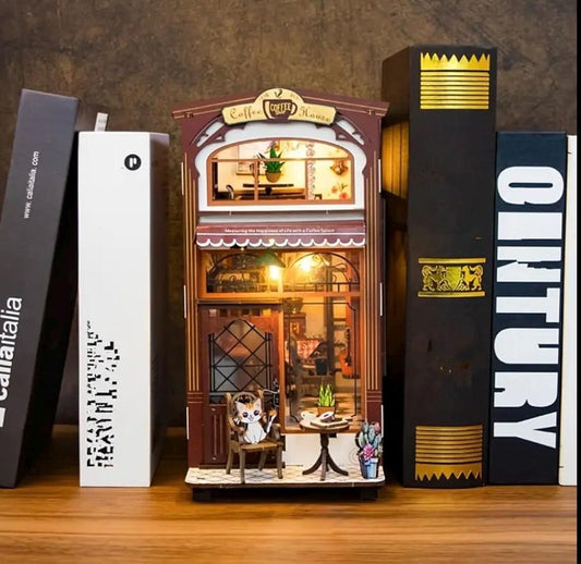 Café at Dusk — Miniature DIY Coffee Shop