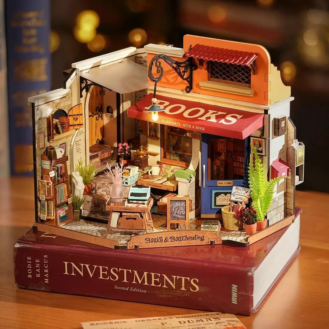 Sunset Corner — Miniature DIY Bookshop